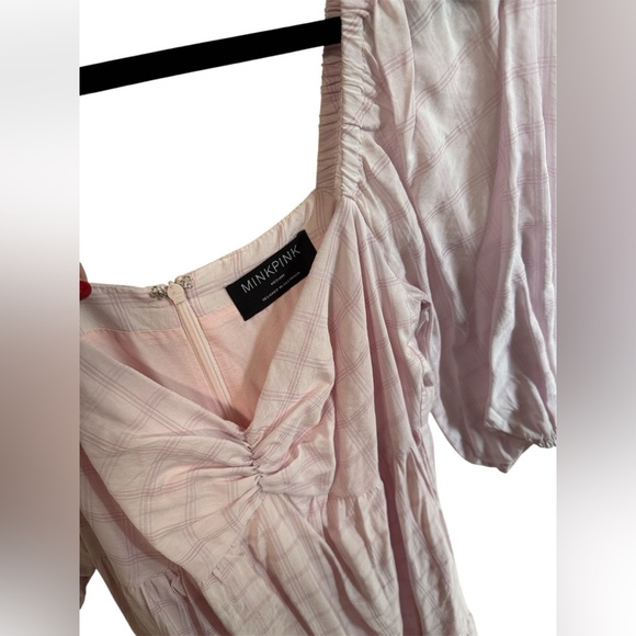 MINKPINK midi pink dress with puff sleeves medium worn once - Picture 6 of 6